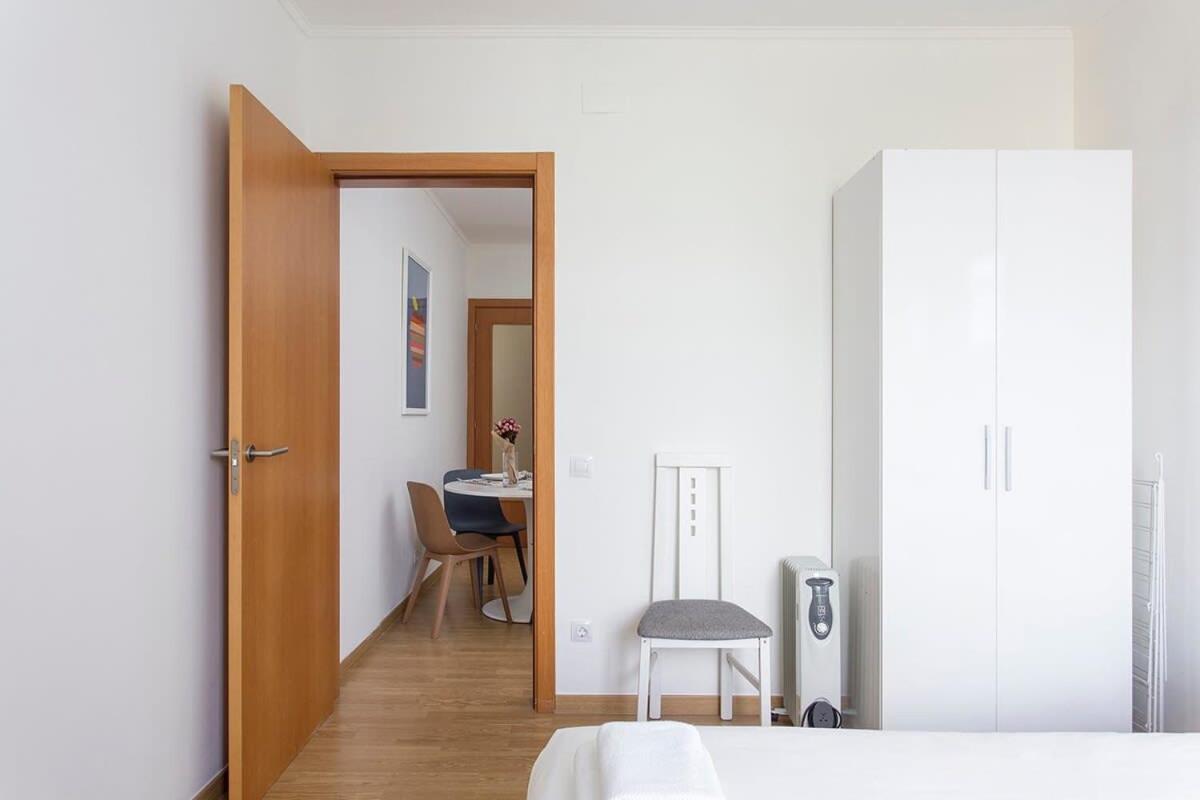 Sunny 3bd Only For Families In Poblenou Next To The Sea! Appartamento Barcellona